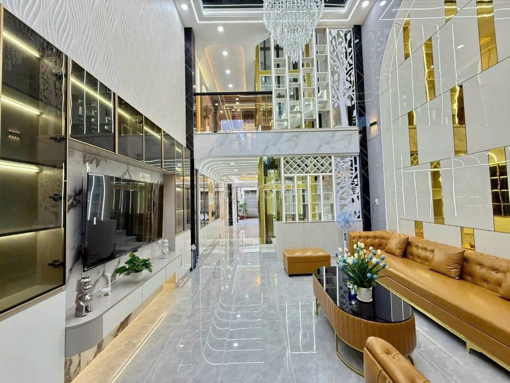 Продам дом с лифтом 4,5х18м, округ 12, 8,75 млрд