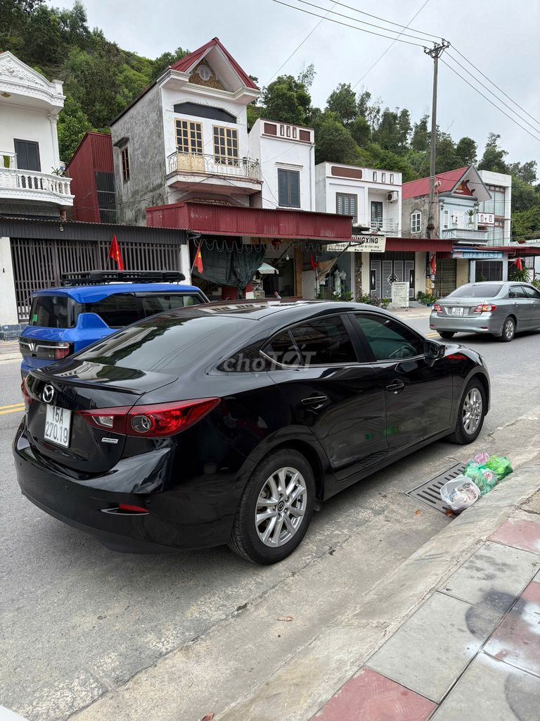 Mazda 3 1.5 AT 2016