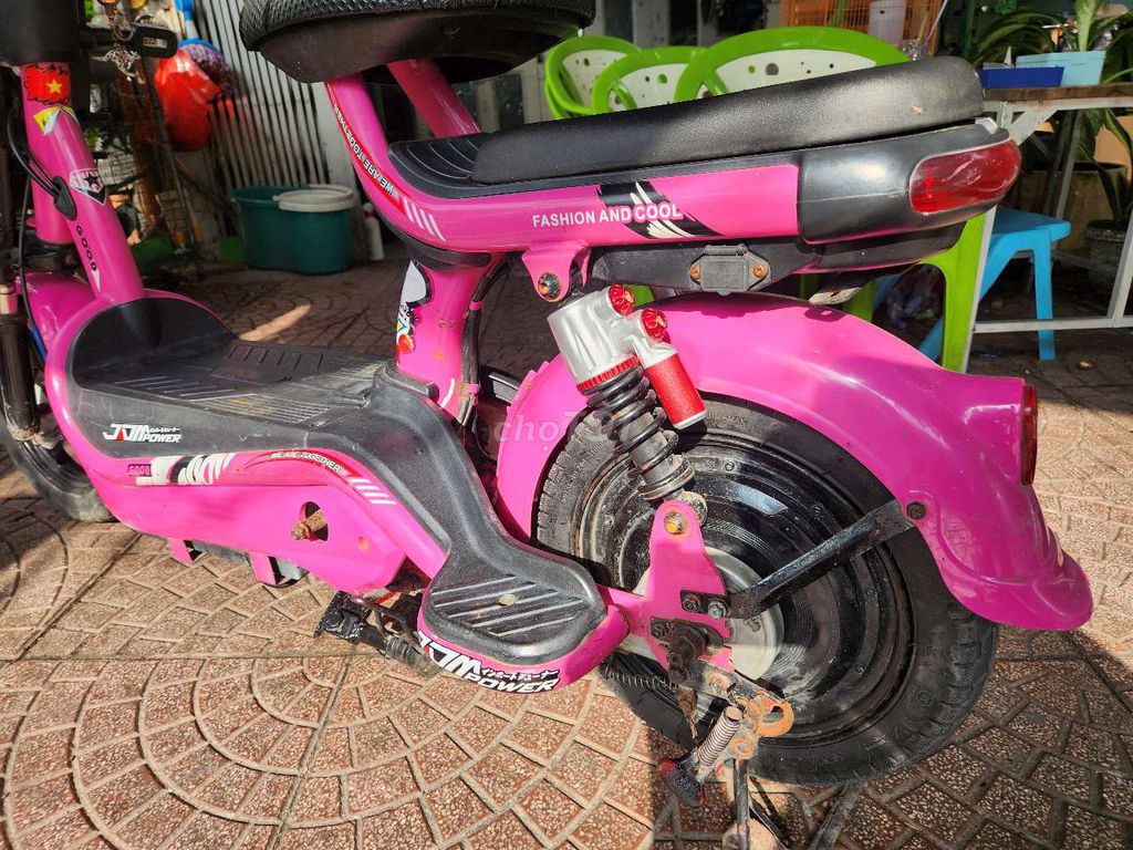 Bán xe DKBike xe sài  pin 48v 15ah 40km lần sạc. Mua bán Xe điện tại Quận Bình Thạnh Tp Hồ Chí Minh được đăng bởi Quách khải tuấn hình 4