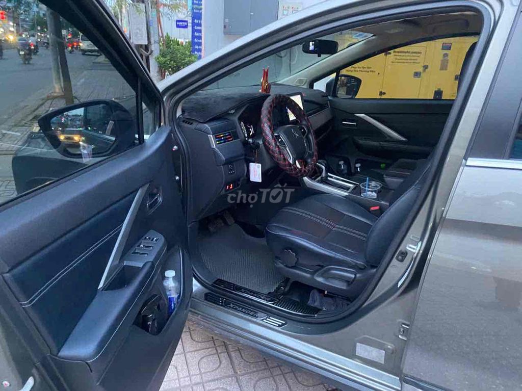 Mitsubishi Xpander Cross 2023 - 31000 km. Mua bán Ô tô tại Quận 7 Tp Hồ Chí Minh được đăng bởi Phương Tùng hình 1