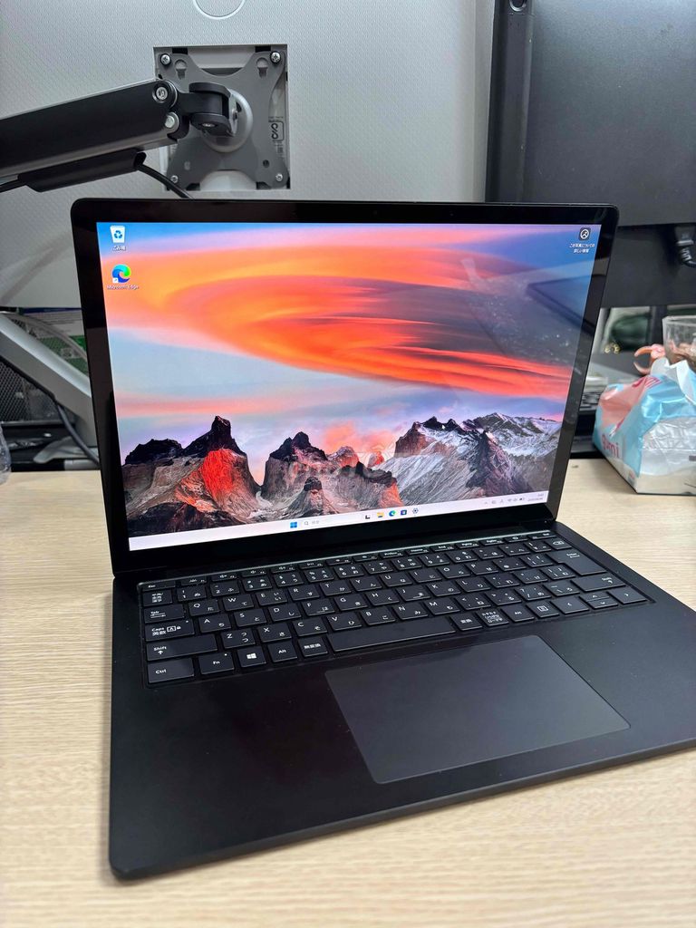 Microsoft Surface Laptop 4 i5 16GB/256GB Đen. Mua bán Laptop tại Quận Hoàng Mai Hà Nội được đăng bởi LÊ HỒNG SƠN hình 1