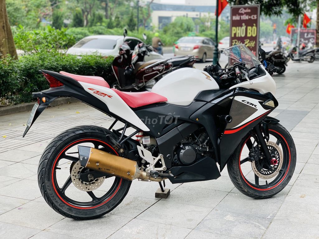 HONDA CBR 150 BẢN NHẬP THÁI MÁY ZIN BÔ NỔ CỰC BỐC. Mua bán Xe máy tại Quận Nam Từ Liêm Hà Nội được đăng bởi Hà Thanh hình 3