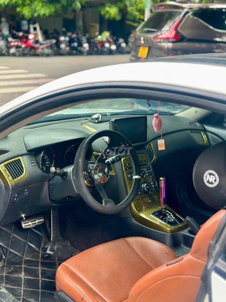 Hyundai Genesis 2010 Coupe 2.0 AT - chính chủ. Mua bán Ô tô tại Quận Tân Phú Tp Hồ Chí Minh được đăng bởi thành lương hình 5