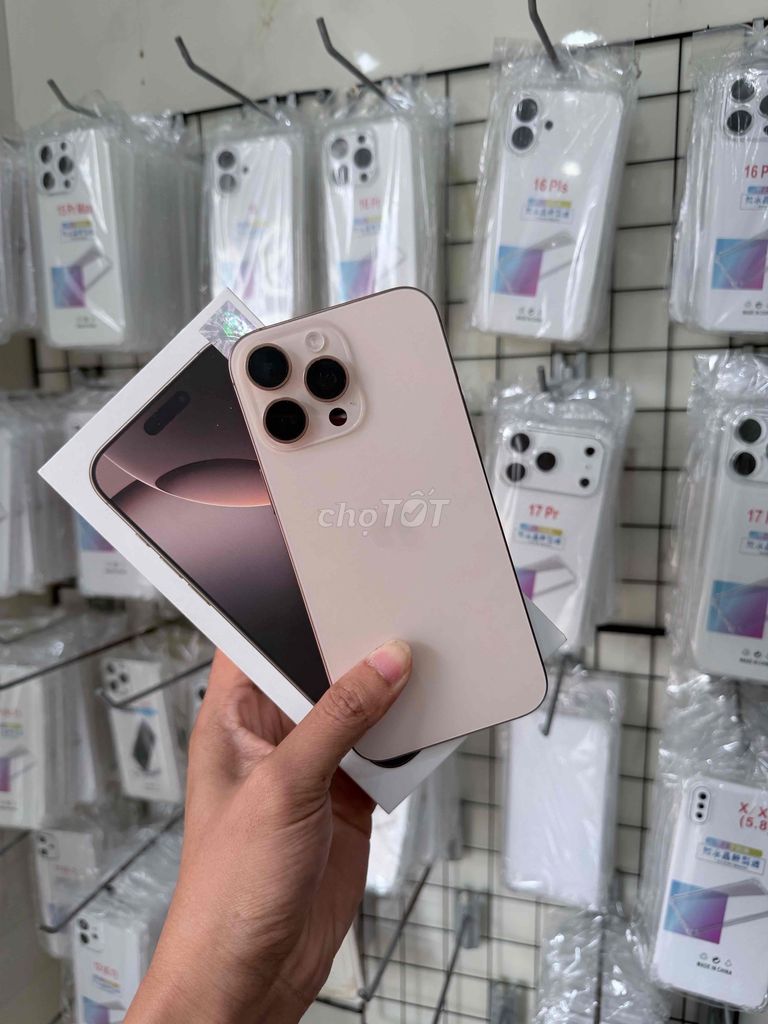 iPhone 16 Pro Max 256GB sa mạc VN/A. Mua bán Điện thoại tại Huyện Châu Đức Bà Rịa - Vũng Tàu được đăng bởi Lê Quang Sáng hình 1