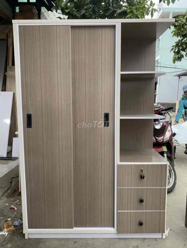 Tủ quần áo Nhựa Đài Loan Vân gỗ. Mua bán Tủ, kệ gia đình tại Thành phố Thuận An Bình Dương được đăng bởi Hong Le hình 1