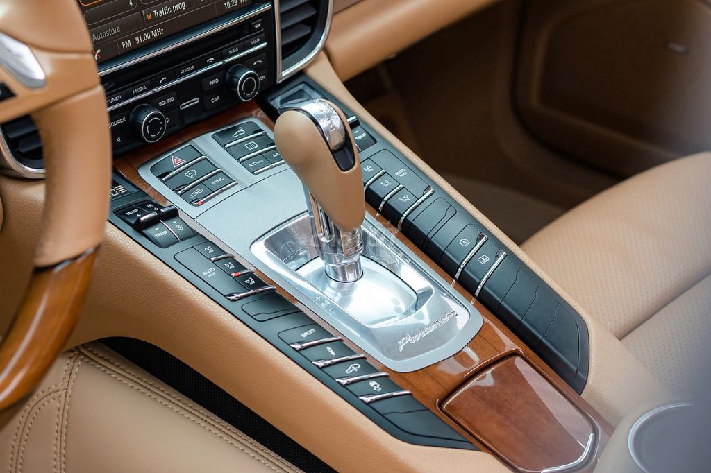 Poscher Panamera sx  2013. Mua bán Ô tô tại Quận Cầu Giấy Hà Nội được đăng bởi Quân Q Auto hình 11