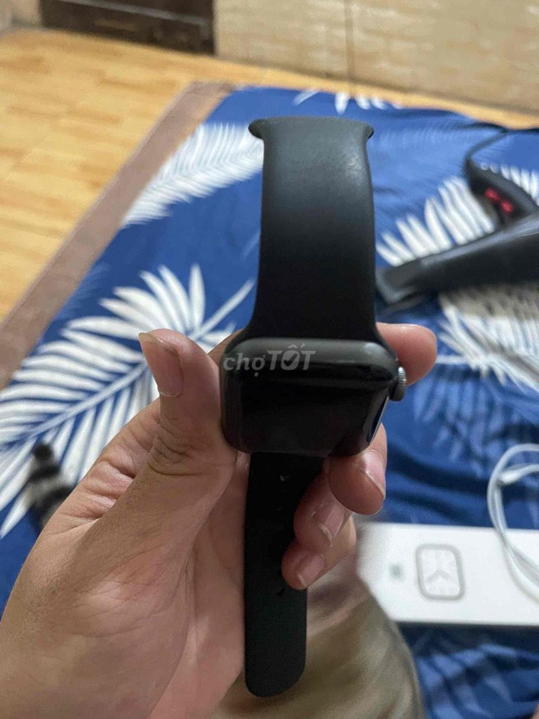 Apple Watch Series 4 Đen( mất hộp r ạ). Mua bán Thiết bị đeo thông minh tại Huyện Thạch Thất Hà Nội được đăng bởi Huệ Hoàng hình 1