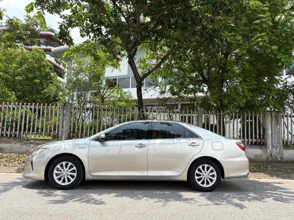 Toyota Camry 2016 2.0E - 86000 km. Mua bán Ô tô tại Quận Hai Bà Trưng Hà Nội được đăng bởi Bùi hiển hình 5