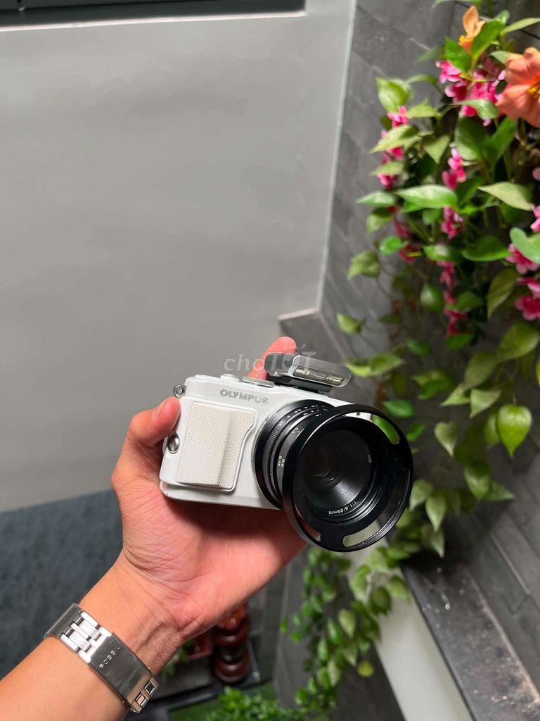 Máy ảnh Olympus PEN E-PL7 Trắng 40mm f/1.8. Mua bán Máy ảnh, Máy quay tại Thành phố Biên Hòa Đồng Nai được đăng bởi Đức Hùng hình 1