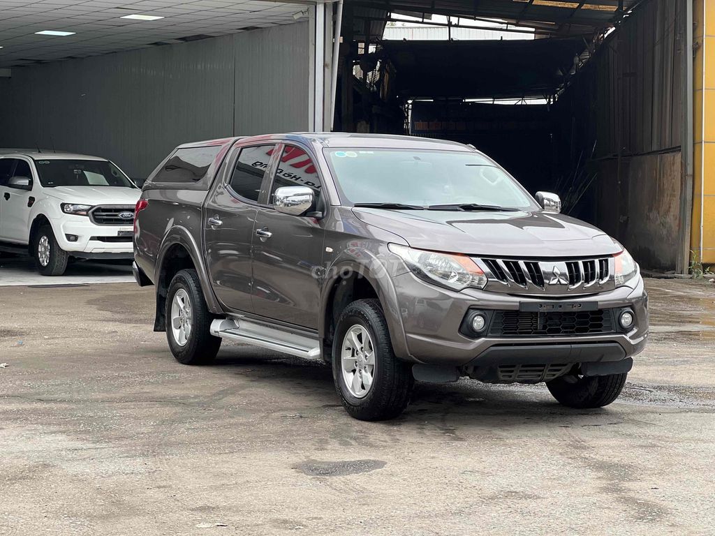 Mitsubishi Triton 2019 4x2 AT Mivec - 150000 km