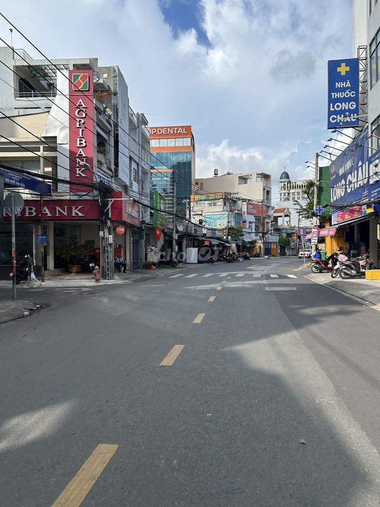 NHÀ XÂY 4 TẦNG - CẠNH ĐƯỜNG NGUYỄN VĂN THƯƠNG - BÁN 9.5 TỶ