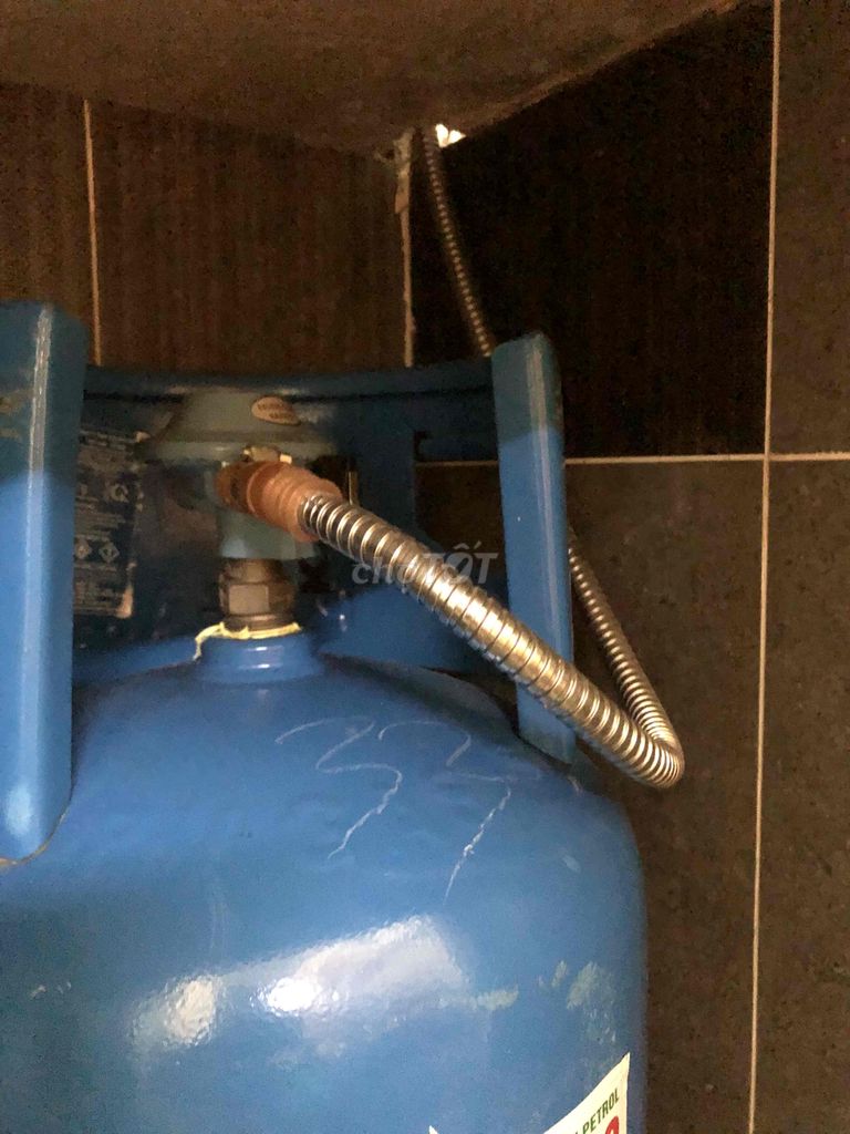 Bếp gas Rinnai RV 970 có bình và van AT