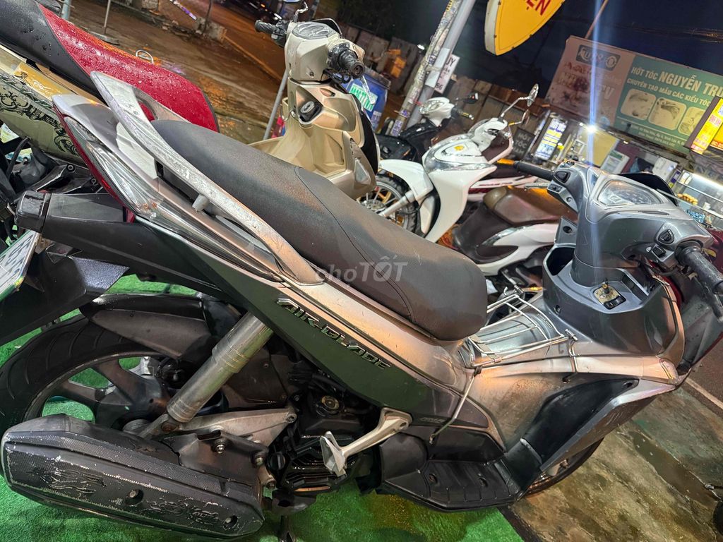 Ab 2012 fi bst zin êm cho ace đi làm. Mua bán Xe máy tại Huyện Bình Chánh Tp Hồ Chí Minh được đăng bởi CH HƠN PHÁT CHUYÊN MUA BÁN XE CŨ MỚI hình 3