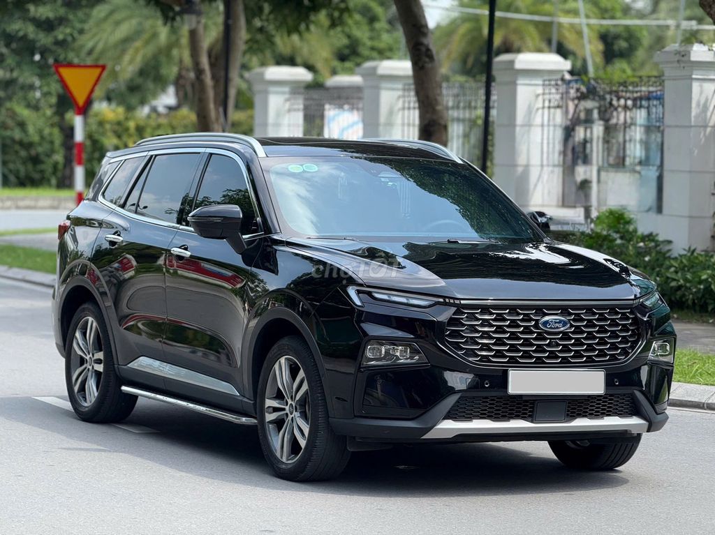 Ford Territory Titanium X 2025 Đen. Mua bán Ô tô tại Quận Long Biên Hà Nội được đăng bởi PHÚC LÂM  AUTO hình 4