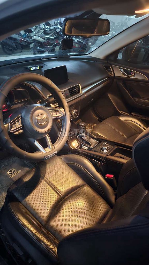 Mazda 3 2019 1.5 Sedan Facelift 55000 km. Mua bán Ô tô tại Quận Gò Vấp Tp Hồ Chí Minh được đăng bởi Nguyen hình 3