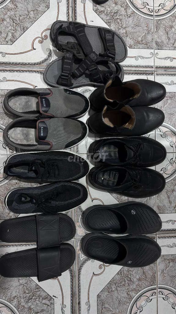 Giày dép nam size 42 tất cả 250. Mua bán Giày dép tại Quận Dương Kinh Hải Phòng được đăng bởi Phạm Văn Mạnh hình 1