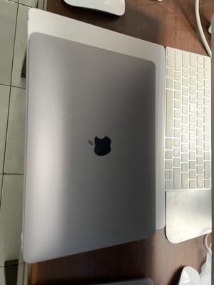 MacBook Pro touchbar 2017 i5/16g/512g 13” gray
