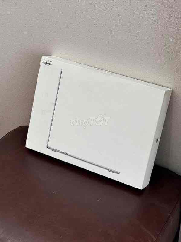 Macbook Air M4 15' 16GB/512GB New 100%. Mua bán Laptop tại Quận 10 Tp Hồ Chí Minh được đăng bởi APPLE 2HAND hình 1