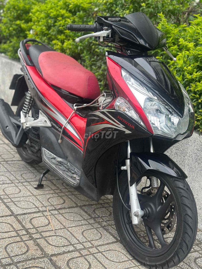 Honda Airblade Fi 2012 Đỏ đen. Mua bán Xe máy tại Thành phố Thủ Đức Tp Hồ Chí Minh được đăng bởi Xe Máy Sơn Thủ Đức hình 2