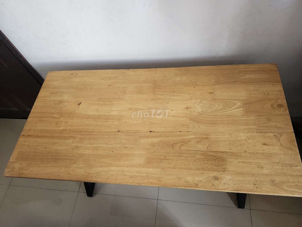 Bàn chữ Z Gỗ Vàng gỗ 1m2x60x75. Mua bán Bàn ghế tại Quận 12 Tp Hồ Chí Minh được đăng bởi Tài hình 1