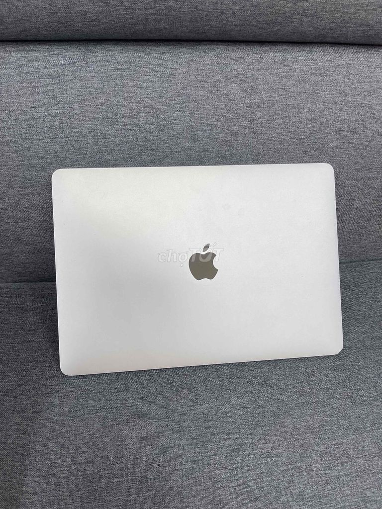 Macbook Pro M1 8/256GB Touch Bar 13.3" Zin đẹp 98%