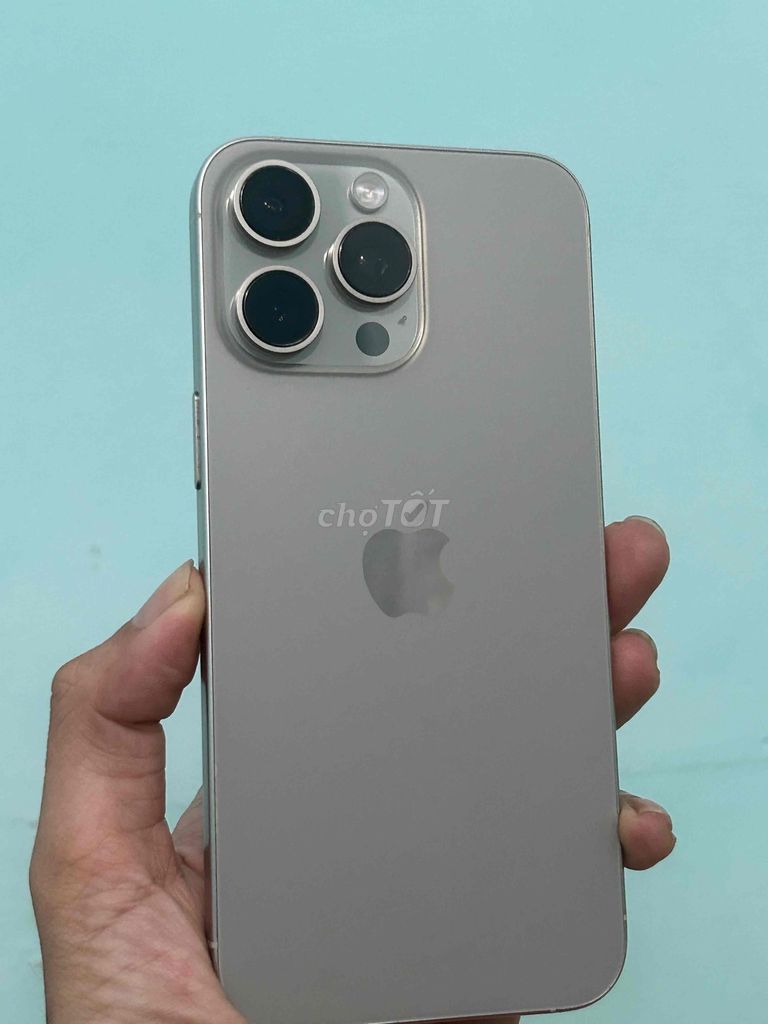 15 Pro Max 256GB Titan cần GL. Mua bán Điện thoại tại Thành phố Biên Hòa Đồng Nai được đăng bởi Kim Mai Liên  hình 1