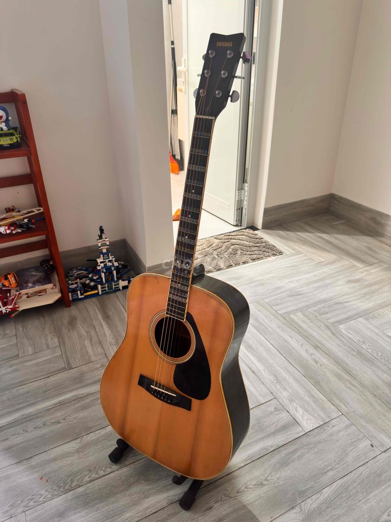 Đàn guitar Yamaha FG201B Nâu Cổ điển. Mua bán Nhạc cụ tại Quận Ngũ Hành Sơn Đà Nẵng được đăng bởi k2pi hình 1