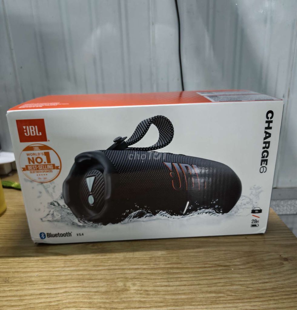 Loa Bluetooth JBL Charge 6 Đen Newseal. Mua bán Tivi, Âm thanh tại Thành phố Thuận An Bình Dương được đăng bởi Ha Nguyen hình 1