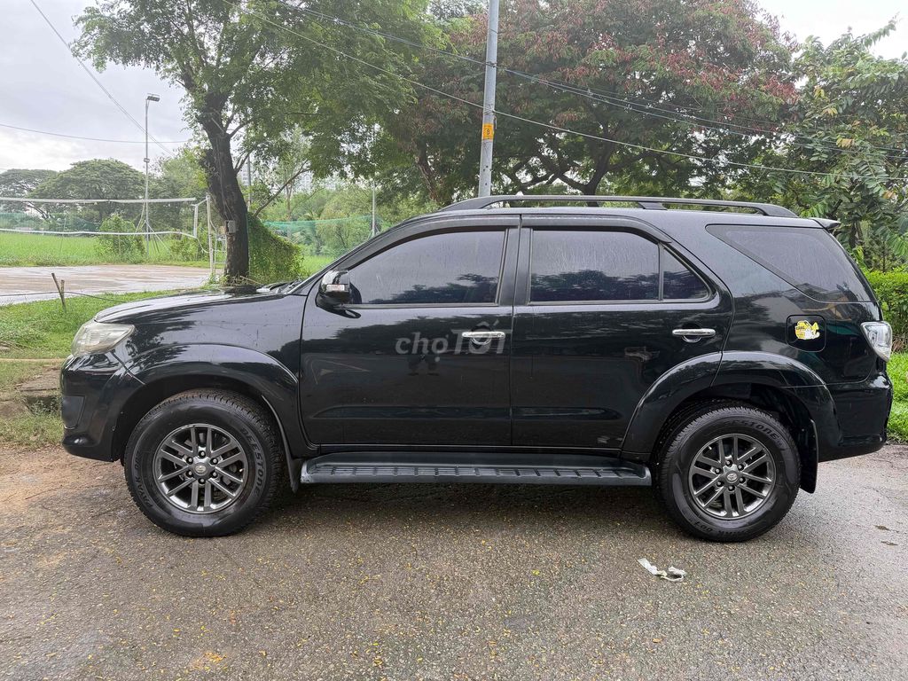 Toyota Fortuner 2014 - 155000 km. Mua bán Ô tô tại Quận 7 Tp Hồ Chí Minh được đăng bởi Tuan hình 1