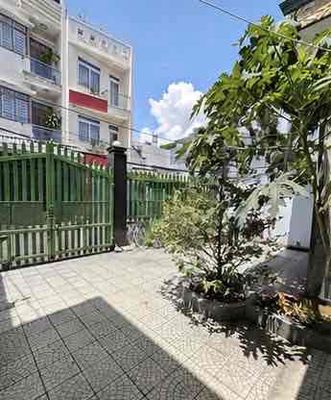 Cho thuê nhà Mặt tiền ngang 9m /đs 8,p.Linh Xuân giá 15tr dtsd 280m2