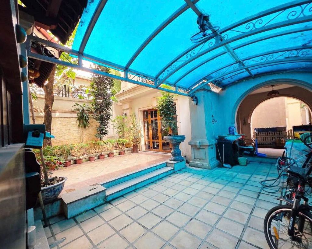 Bán nhà 289m2 có BT 3 Tầng, Kim Mã - Ba Đình