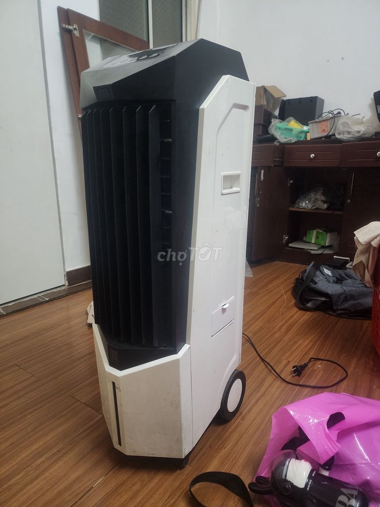 Quạt nước boss mát lạnh có ship. Mua bán Quạt tại Quận Tân Phú Tp Hồ Chí Minh được đăng bởi Tuan khang hình 1