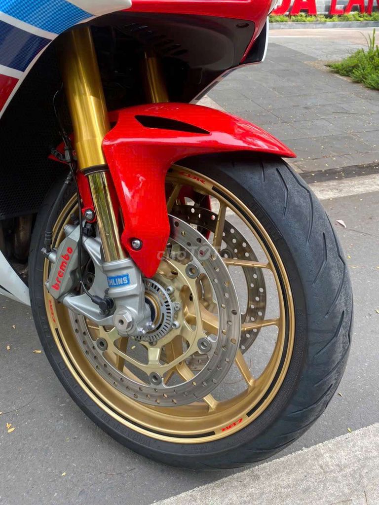 Cbr 1000 SP1 lướt 14 nghìn