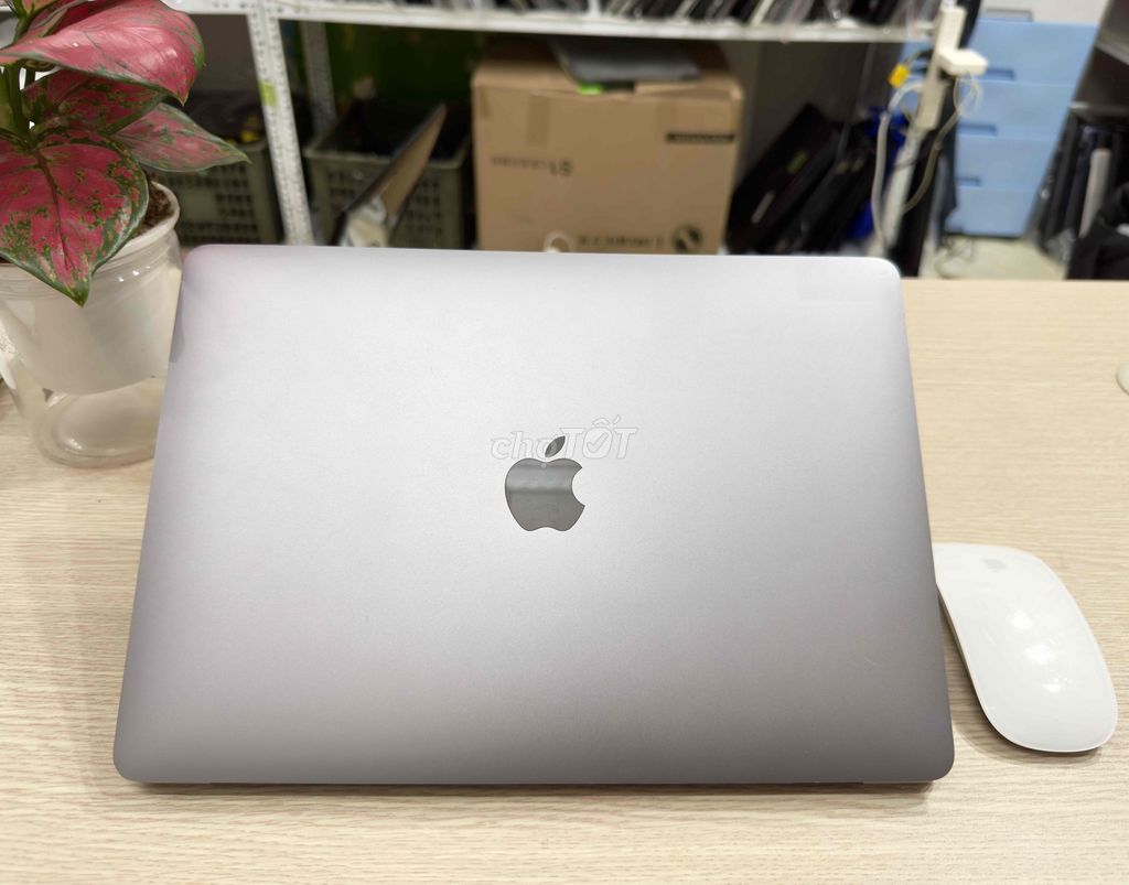 MACBOOK AIR 2019 i5 | RAM 16GB | SSD 256GB 13.3”. Mua bán Laptop tại Quận Hai Bà Trưng Hà Nội được đăng bởi Akiba shop hình 1
