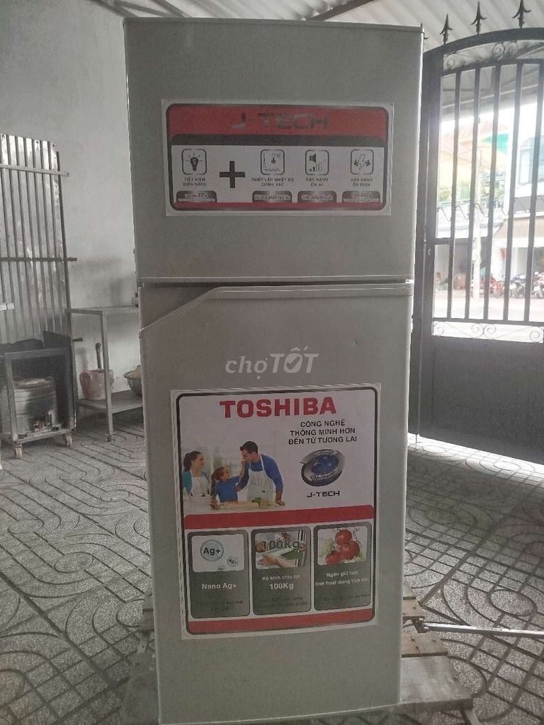 Tủ lạnh toshiba hàng Thái Lan thanh lý mới 95%. Mua bán Tủ lạnh tại Huyện Xuyên Mộc Bà Rịa - Vũng Tàu được đăng bởi duy trinh hình 1