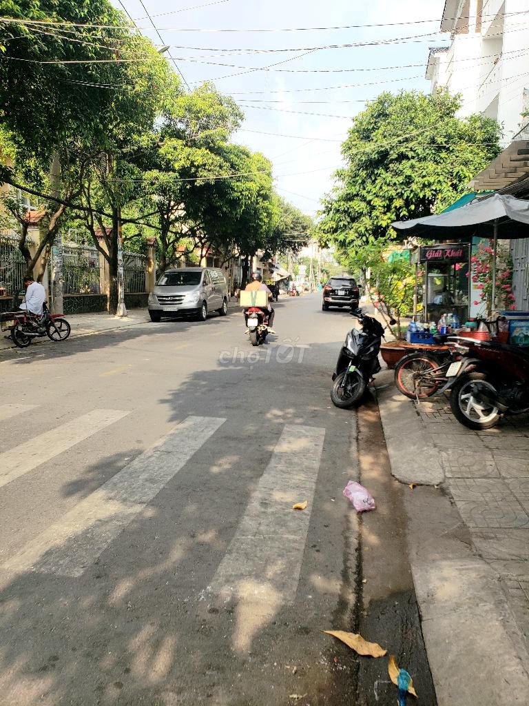 MT Đường Lê Niệm , Q Tân Phú , 2 Tầng , 57m2