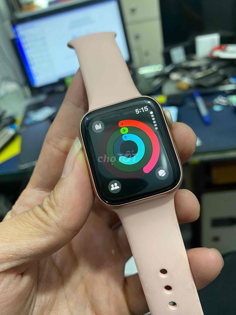 Apple Watch Series 5 40mm Vàng hồng. Mua bán Thiết bị đeo thông minh tại Quận Ba Đình Hà Nội được đăng bởi Mr Cường hình 1