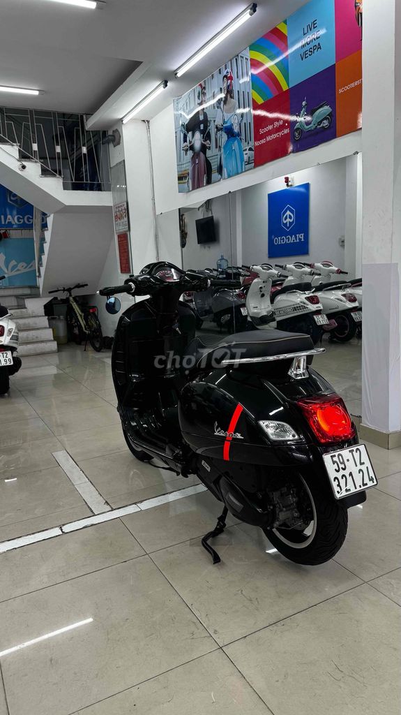 Vespa Gts 150 mẫu mới chính chủ BS Quận 1. Mua bán Xe máy tại Quận Phú Nhuận Tp Hồ Chí Minh được đăng bởi VESPA  PIAGGIO BẢO HƯNG Vespa cũ trả góp  hình 12