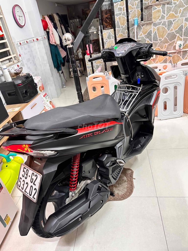 Воздушный клинок Honda 2018 черный