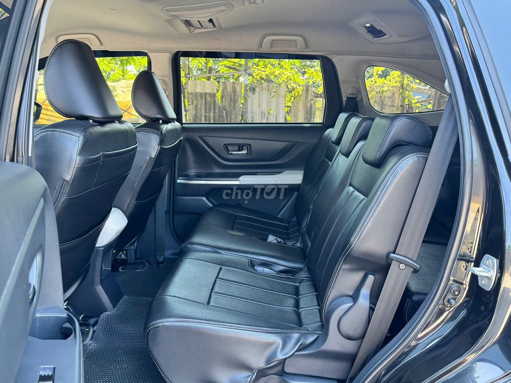 Toyota Veloz Cross CVT Top 2022. Mua bán Ô tô tại Quận Long Biên Hà Nội được đăng bởi Long Biên Cars hình 10