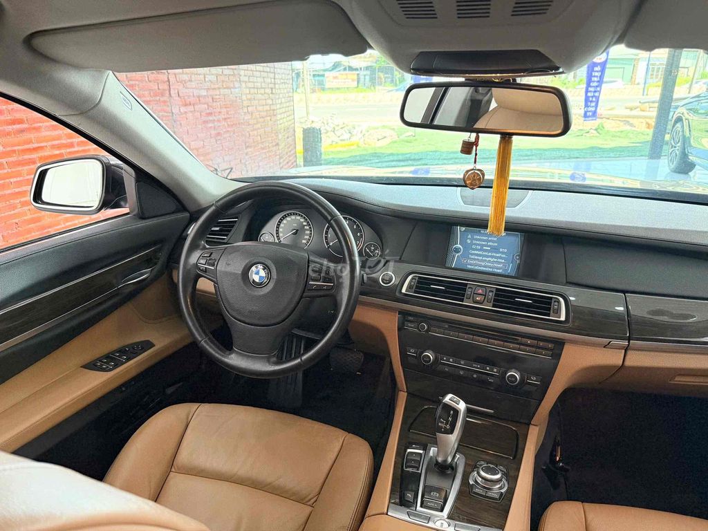 BMW 730Li 2011 Đen 129.000 km. Mua bán Ô tô tại Thành phố Thủ Dầu Một Bình Dương được đăng bởi TRUNG DƯƠNG AUTO  hình 11