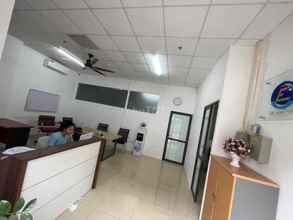 Chính chủ bán kiot tầng 1 - Chung cư hồng hà 89 thịnh liệt