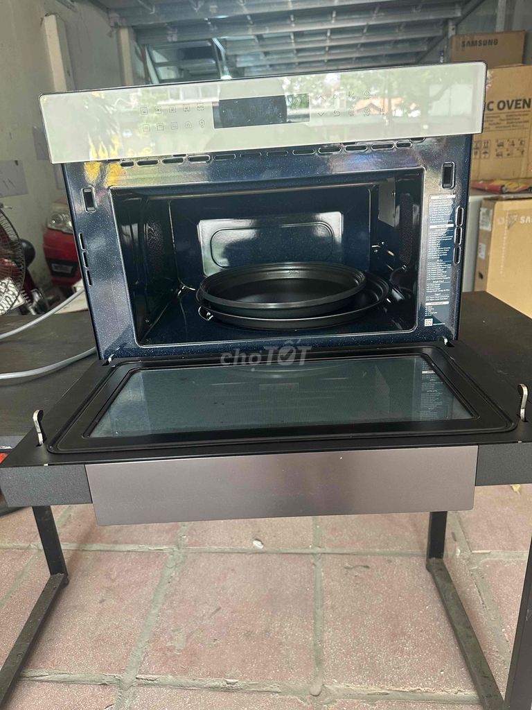 Lò vi sóng Samsung Trắng. Mua bán Bếp, lò, đồ điện nhà bếp tại Quận Long Biên Hà Nội được đăng bởi Hoàng Nguyệt hình 1