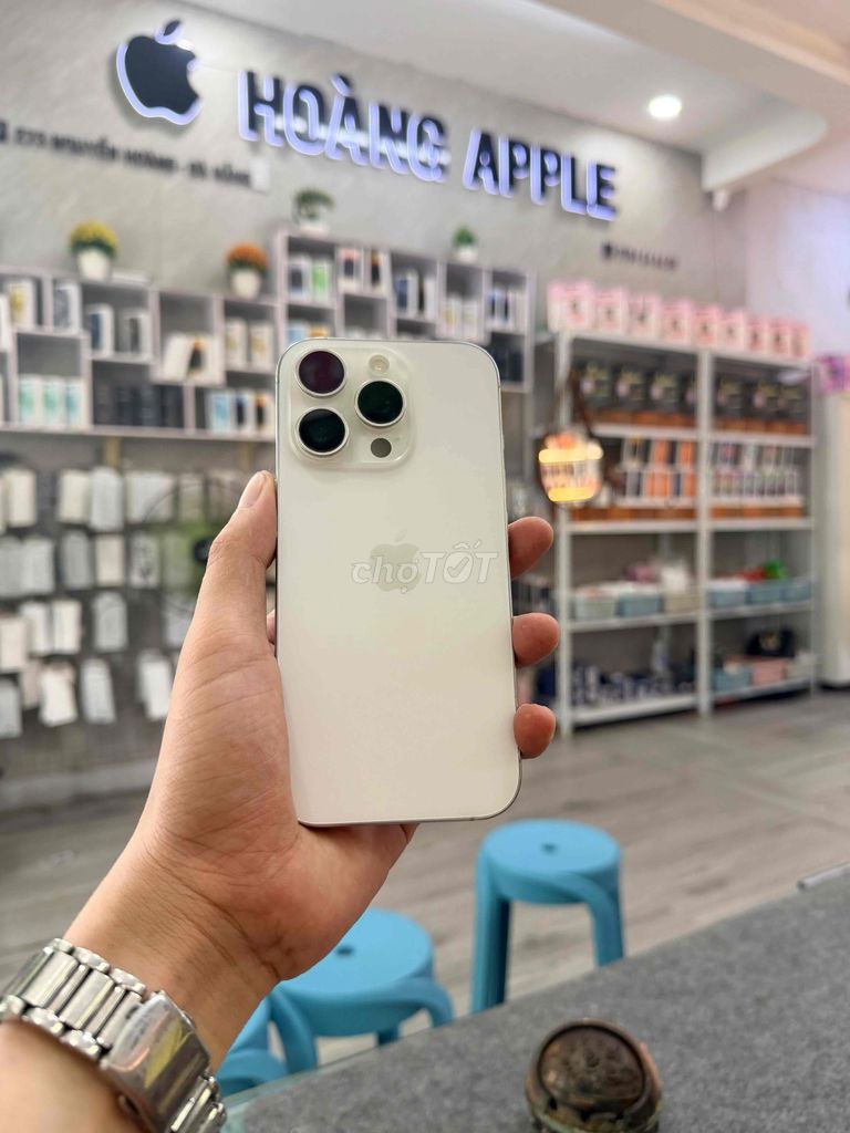 iPhone 16 Pro 128GB full zin nguyên bản 100%. Mua bán Điện thoại tại Quận Hải Châu Đà Nẵng được đăng bởi Hoàng Táo 273 Nguyễn Hoàng hình 1