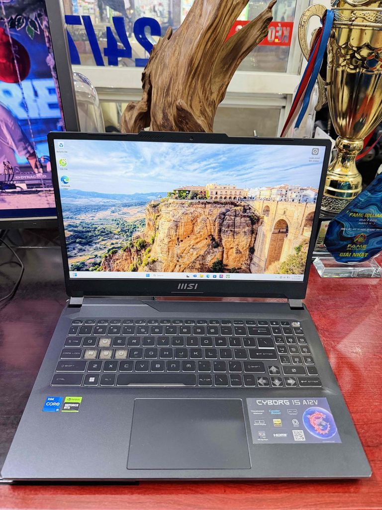 Latop MSI Cyborg 15 A12VE Gaming - Cpu i5-12450H -. Mua bán Laptop tại Quận Hà Đông Hà Nội được đăng bởi Nguyên Việt Anh hình 1