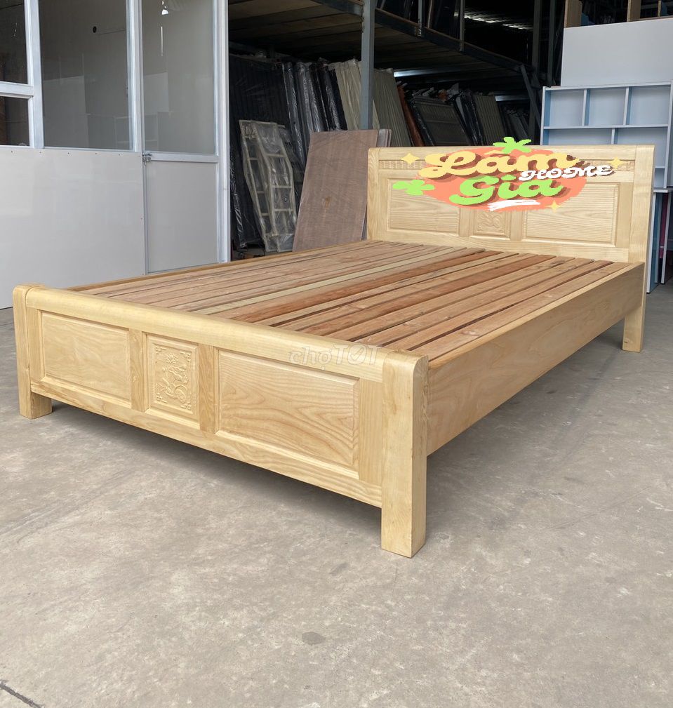 giường gỗ sồi- chất liệu gỗ sơnpu