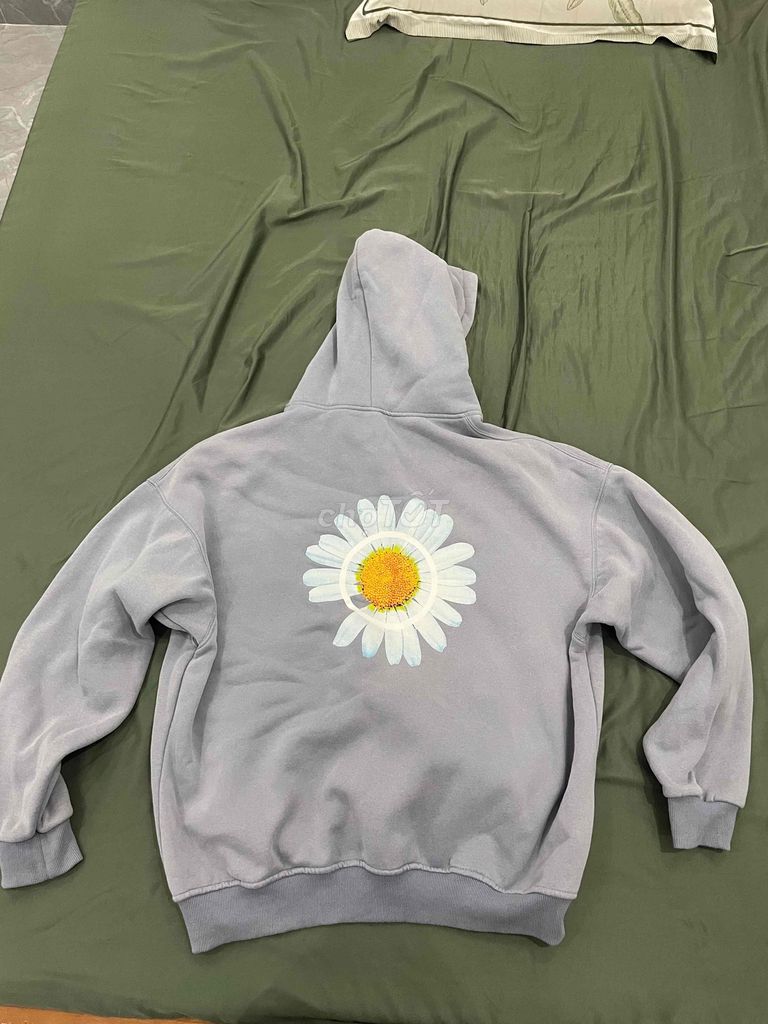 Áo hoodie unisex hoa cúc xám XL. Mua bán Quần áo tại Thành phố Thuận An Bình Dương được đăng bởi Hieu hình 1
