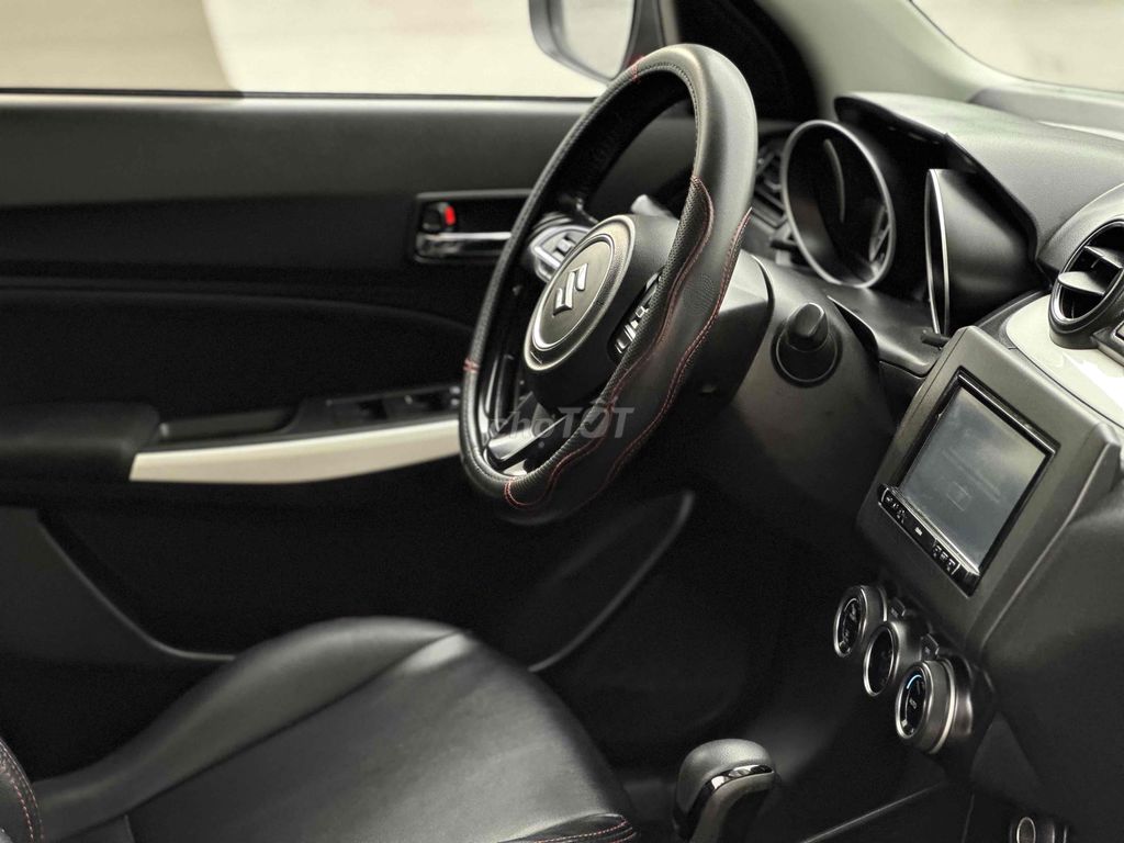Suzuki Swift 2020 GLX 1.2 CVT. Mua bán Ô tô tại Quận Cầu Giấy Hà Nội được đăng bởi Đức Lợi Auto hình 19