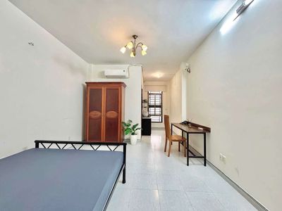 Sang nhượng toà nhà cho thuê làm CHDV. Mua bán văn phòng, mặt bằng kinh doanh tại Quận Bình Thạnh Tp Hồ Chí Minh được đăng bởi Hồ Thị Ngọc Hân