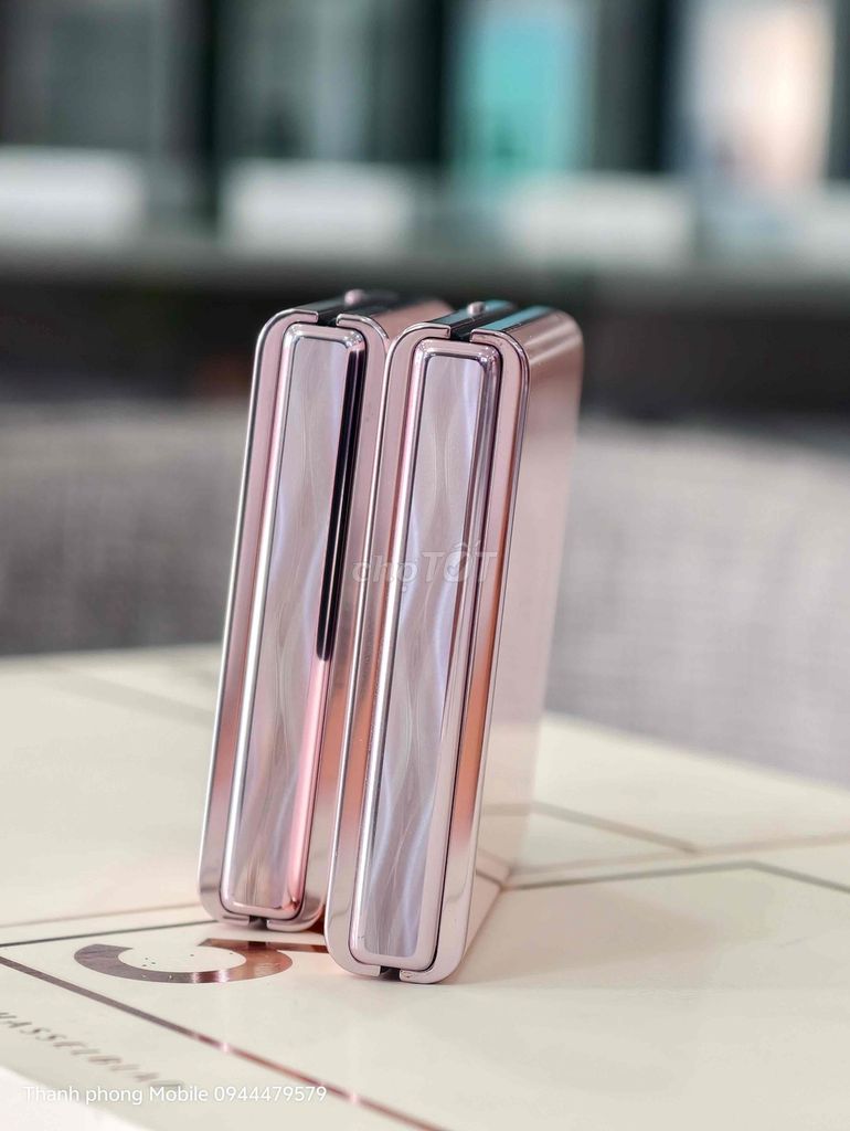 OPPO Find N3 Flip Hồng Like new. Mua bán Điện thoại tại Thành phố Cà Mau Cà Mau được đăng bởi Thanh phong  hình 1